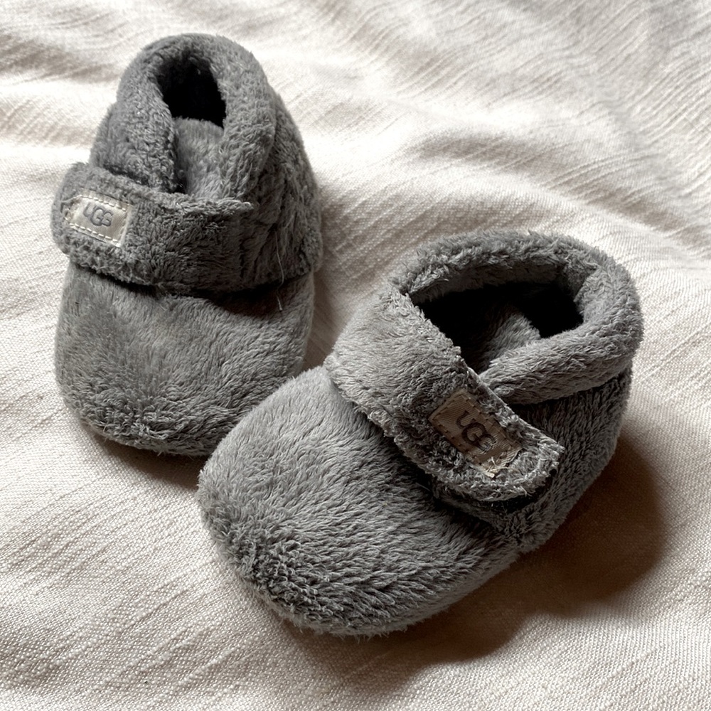 Baby ugh crib shoes